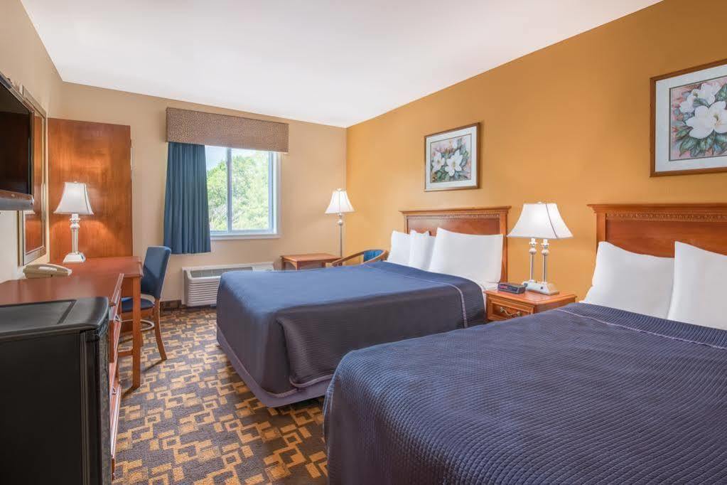 Howard Johnson By Wyndham Hershey Eksteriør billede